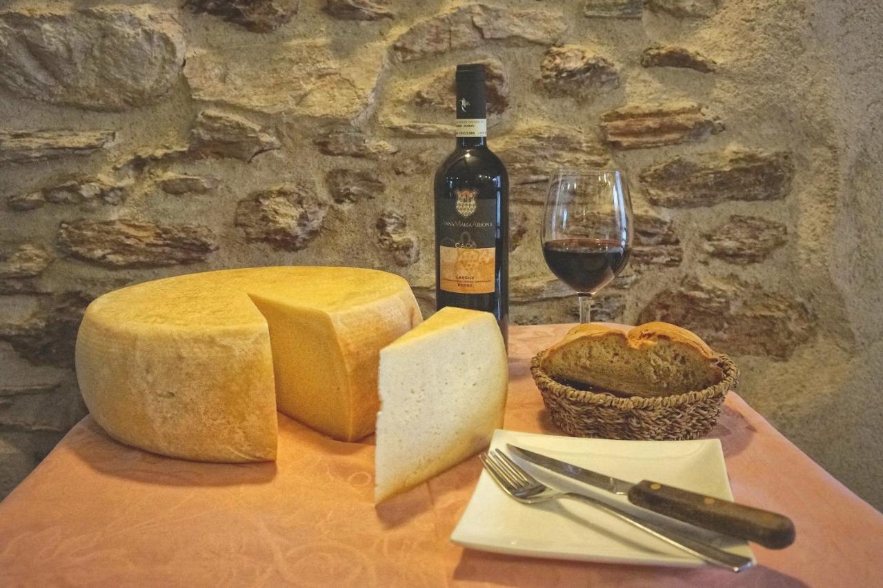 Pensione Albergo Diffuso Ceaglio Valle Maira Мармора Экстерьер фото
