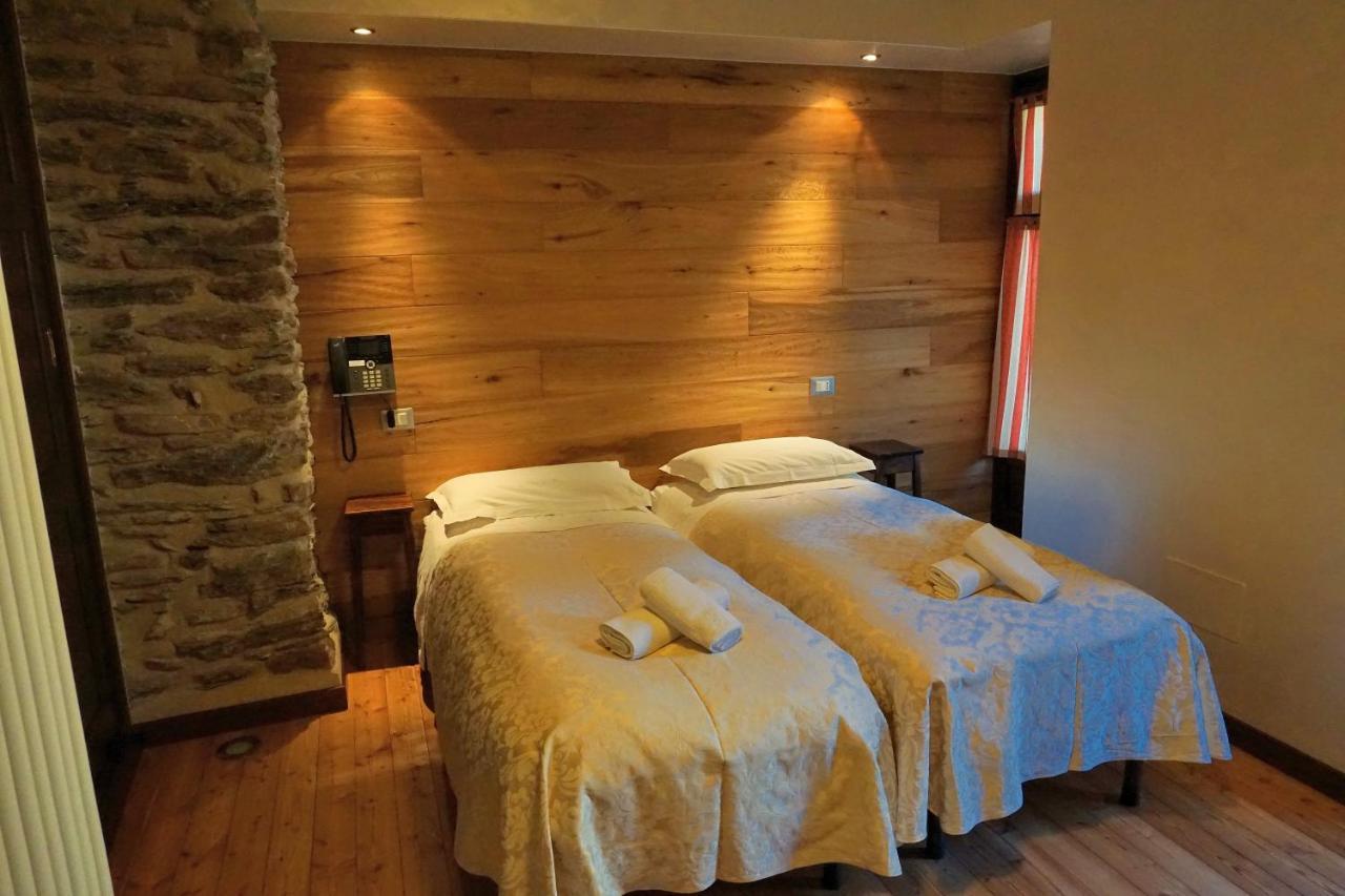 Pensione Albergo Diffuso Ceaglio Valle Maira Мармора Экстерьер фото