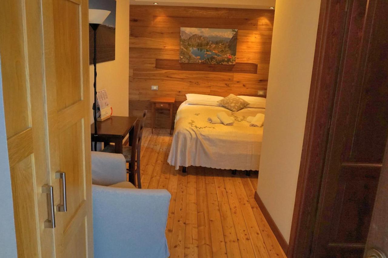 Pensione Albergo Diffuso Ceaglio Valle Maira Мармора Экстерьер фото